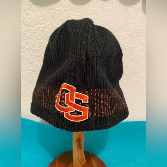 NIKE Men’s Reversible “OSU Beavers Beanie” O/S Orange Fleece Black Knit Logo EUC - Picture 1 of 5